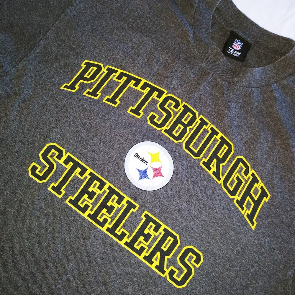 Pittsburgh Steelers NFL Team Apparel Charcoal Grey TShirt Men's Size M